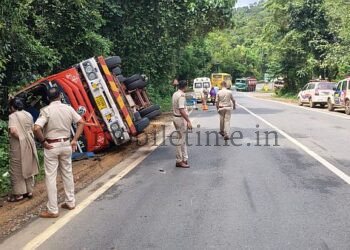 Gas tanker overturns!