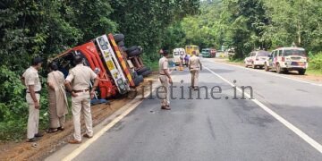 Gas tanker overturns!