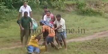 Haliyal Clash over the release of lake water!