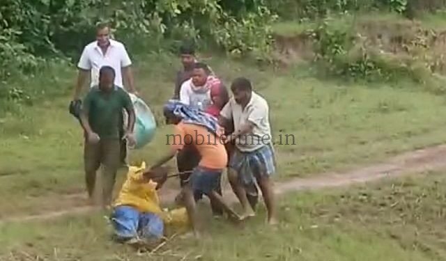 Haliyal Clash over the release of lake water!