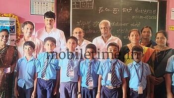 Kageri's Birthday Ananthamurthy Gives Water to Children to Drink