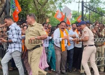 Karwar BJP members furious with the DC!