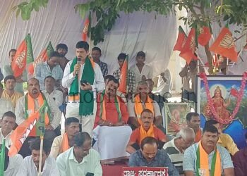 Sirsi BJP leader roars in Karwar!