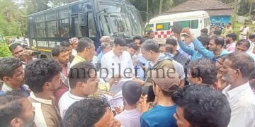 Sirsi Encroachment clearance Ananthamurthy expresses outrage