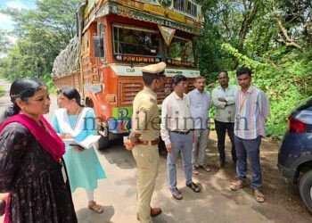 Sirsi Rice thief hiding in a lorry!