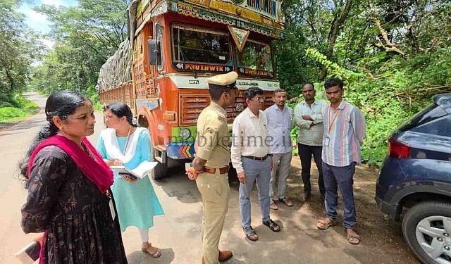 Sirsi Rice thief hiding in a lorry!