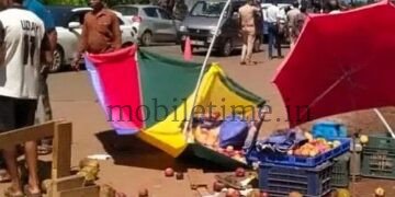 Lorry moves without driver Trader dies!