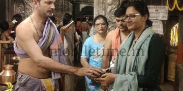 Puttagauri has come to see Tamragauri!