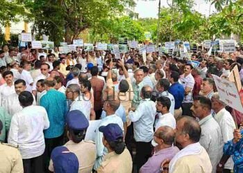 River Diversion People of the district unite against the project!