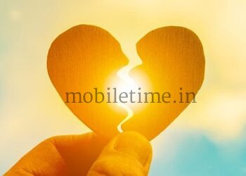 Underage Love Affair Girl Feeds Poison to Her Boyfriend!