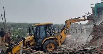 Ankola A wretch destroys a woman's home!