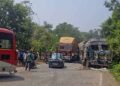 Ankola Lorry hits bus Child dies!